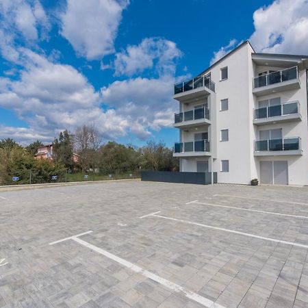 Apartment Serena, Sea View, Peroj Bagian luar foto